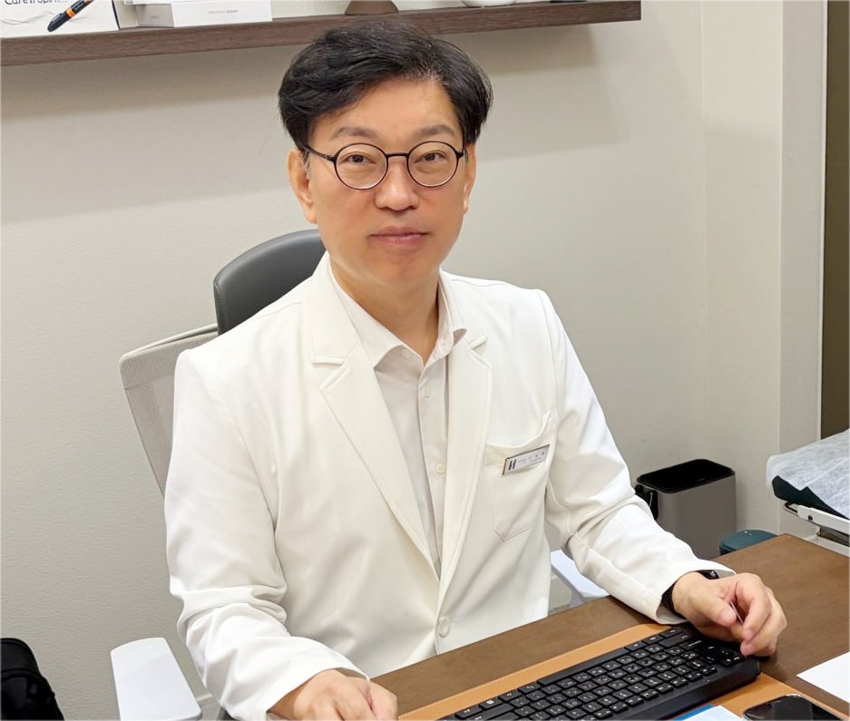 ▲ Tiến sĩ Kim Dong-hwan, Chủ tịch Hội Y học Dinh dưỡng Hàn Quốc (Dailypharm đưa tin, ngày 13/07/2026)