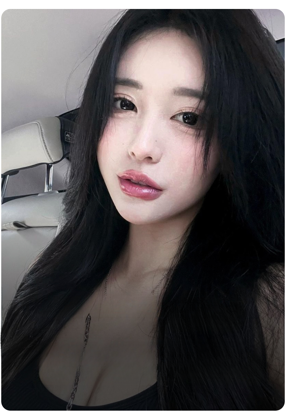HYUNDAIMIHAK PLASTICSURGERY Viện trưởng đại diện