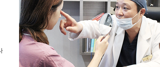 Hệ thống chăm sóc 1:3 gồm bác sĩ phẫu thuật, bác sĩ chuyên khoa Gây mê - giảm đau và điều dưỡng phụ trách